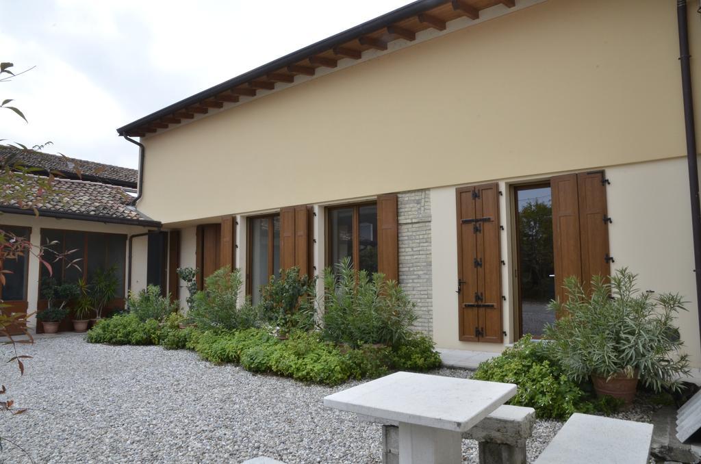 9 Muse Bed And Breakfast Canneto sull'Oglio Bagian luar foto