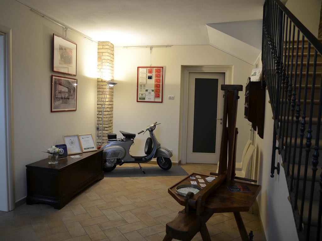 9 Muse Bed And Breakfast Canneto sull'Oglio Bagian luar foto