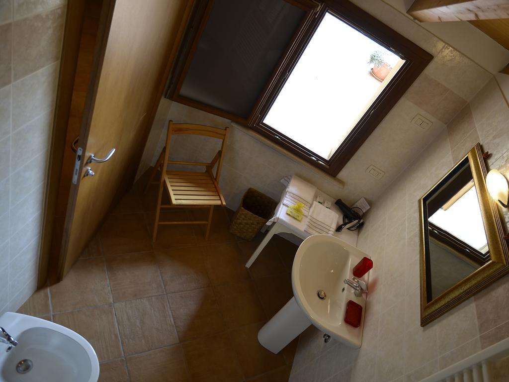 9 Muse Bed And Breakfast Canneto sull'Oglio Bagian luar foto