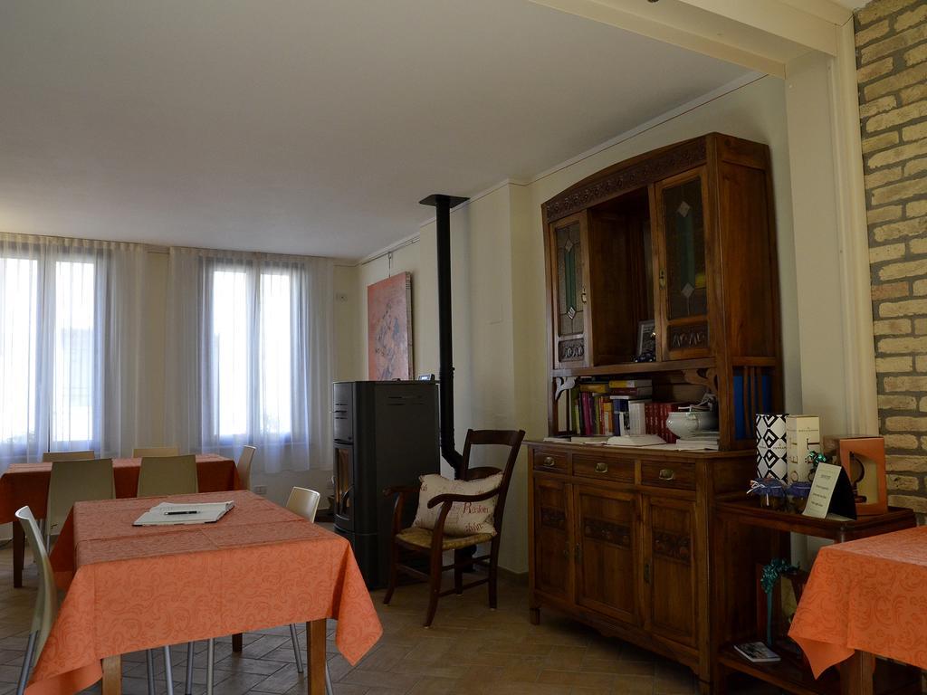9 Muse Bed And Breakfast Canneto sull'Oglio Bagian luar foto