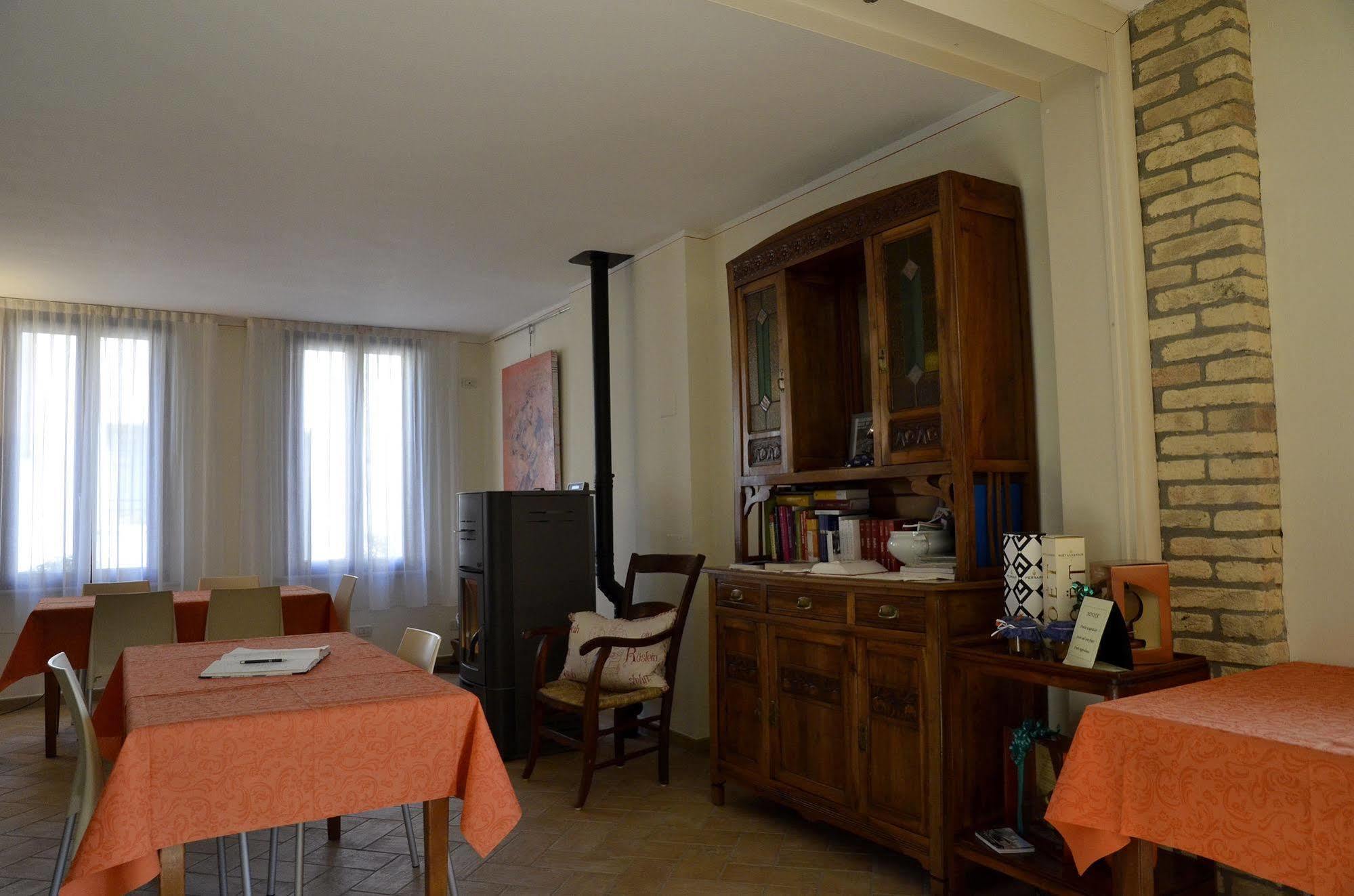 9 Muse Bed And Breakfast Canneto sull'Oglio Bagian luar foto