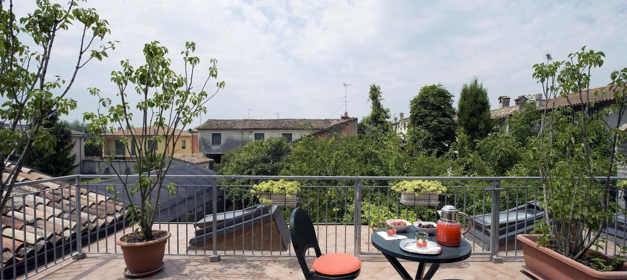 9 Muse Bed And Breakfast Canneto sull'Oglio Bagian luar foto