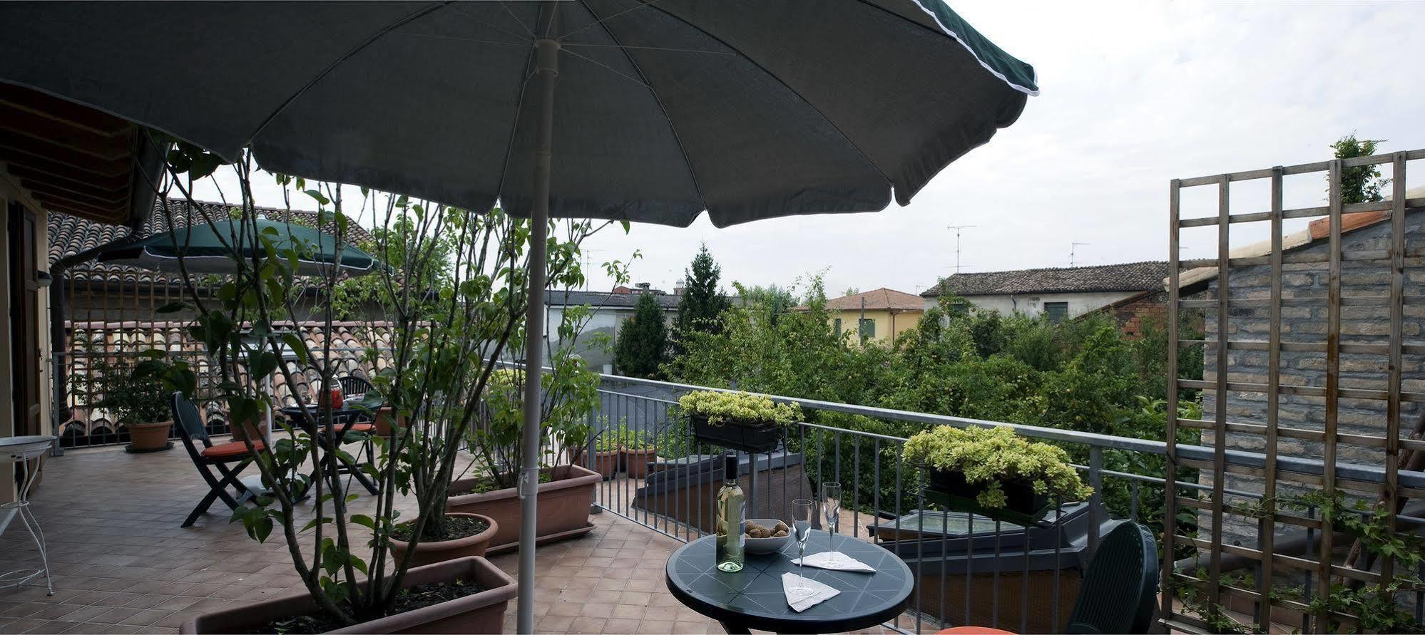 9 Muse Bed And Breakfast Canneto sull'Oglio Bagian luar foto